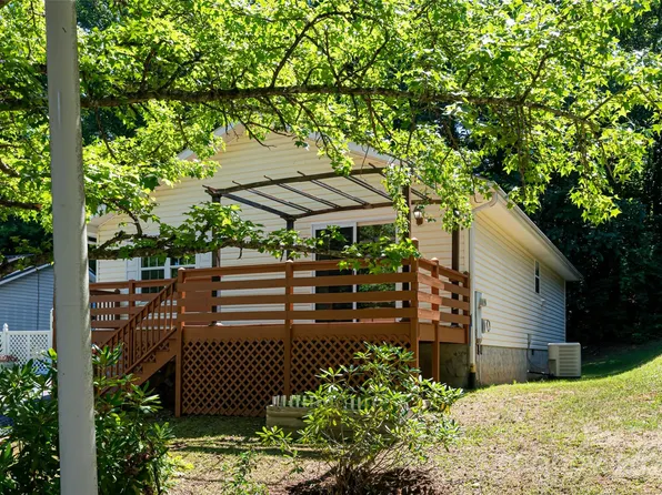 15 Dawson Pl, Asheville, NC 28803