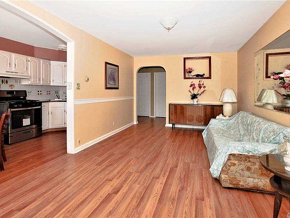4th image of 48-23 54th Ave