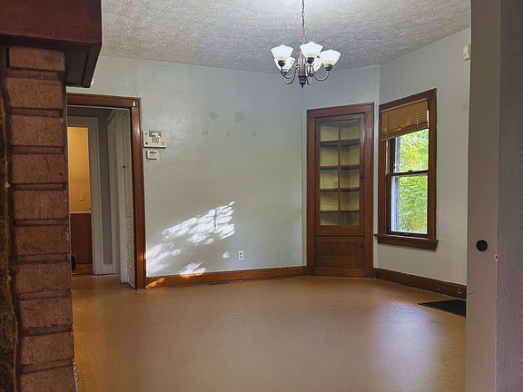 Dining Area with Beautiful Built in Cabinets