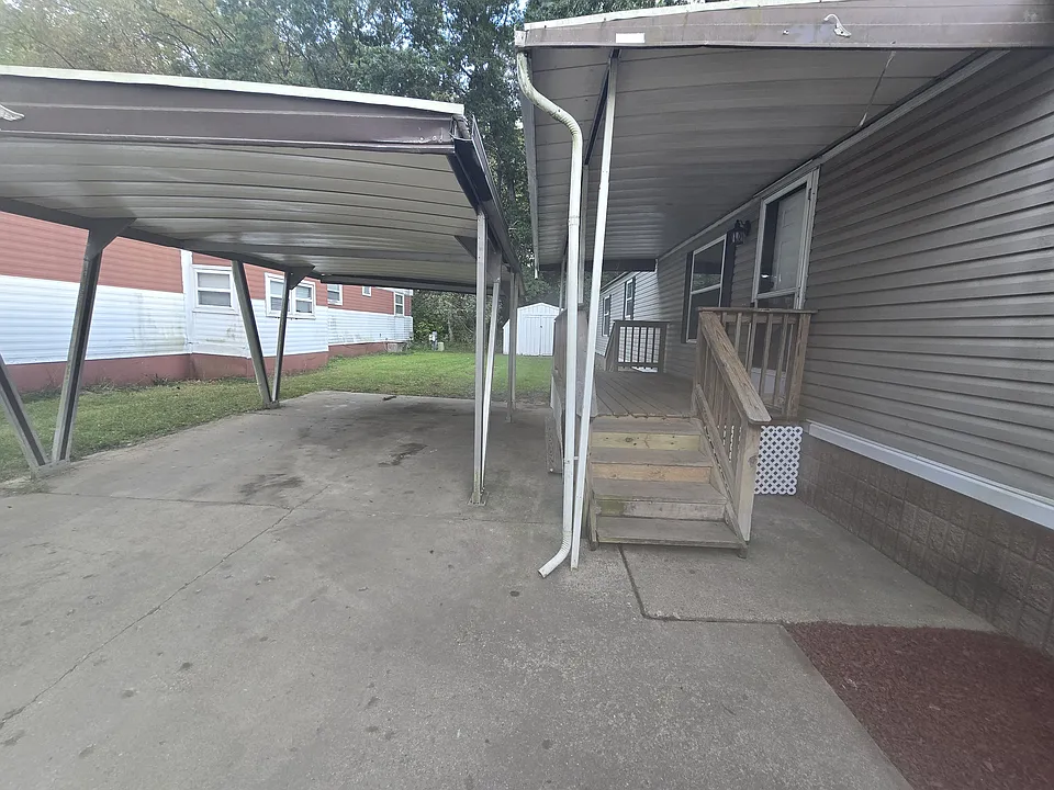 2096 N State Rd #109