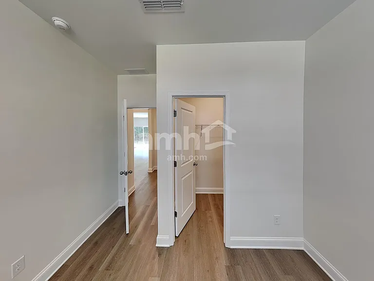 6035 Rosemore Ln — Photo 18