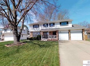 412 S 214th St, Elkhorn, NE 68022