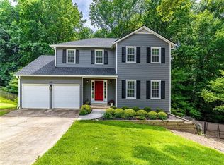 650 Cranberry Trl, Roswell, GA 30076