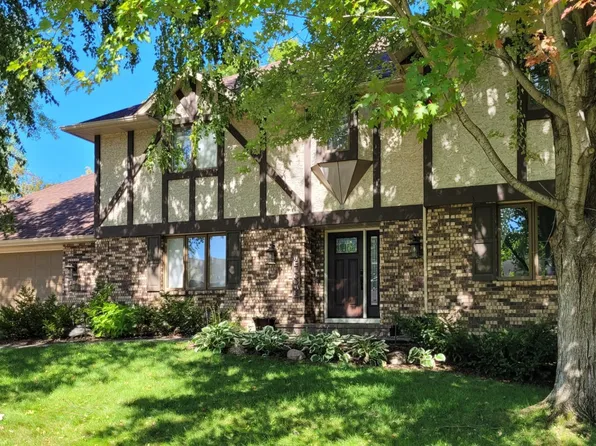3040 13th Ter NW, New Brighton, MN 55112