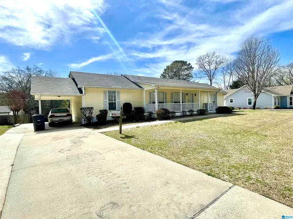 209 Garden Dr, Gardendale, AL 35071