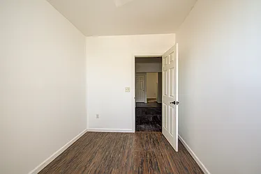 Rented by Benjamin Realty Since 1980