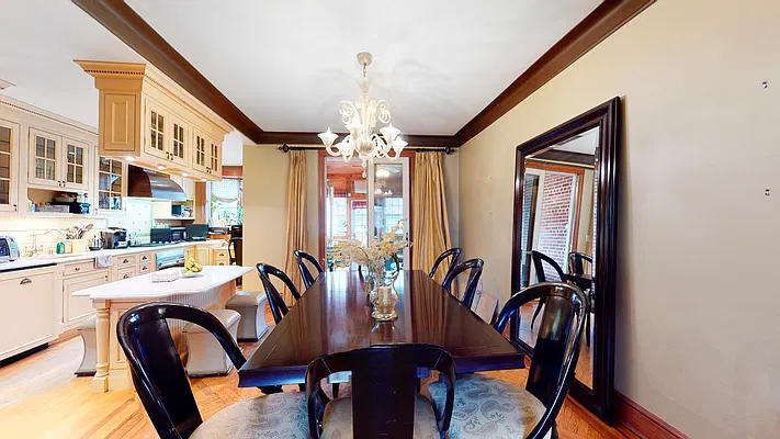 Sold by Capri Jet Realty Corp | media 9