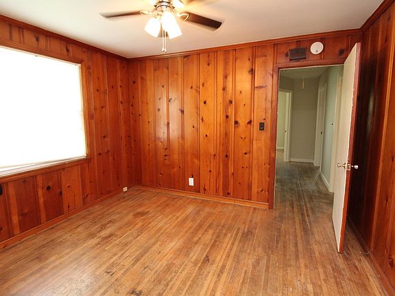 4th image of 7 Welch St