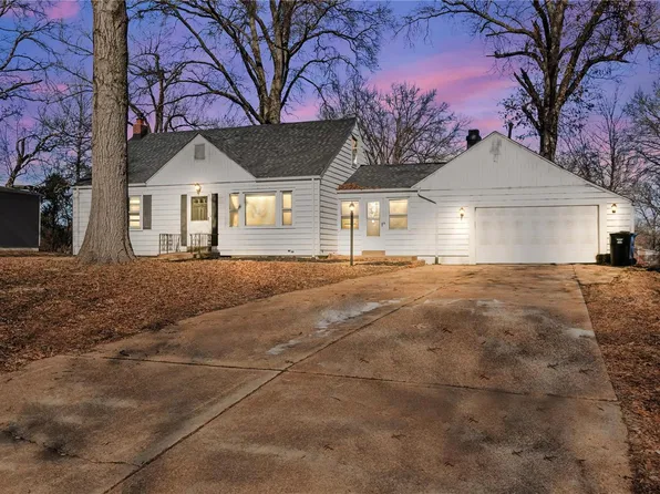 1219 Coal Bank Ct, Saint Louis, MO 63138