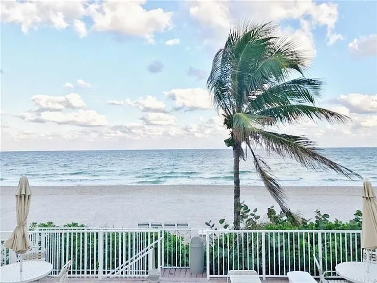 4250 Galt Ocean Dr #15A — Photo 19