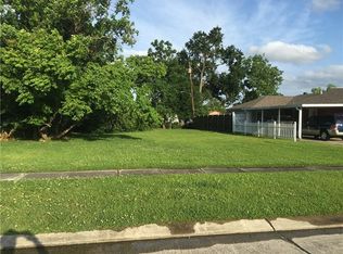 59 Jones Dr, Chalmette, LA 70043