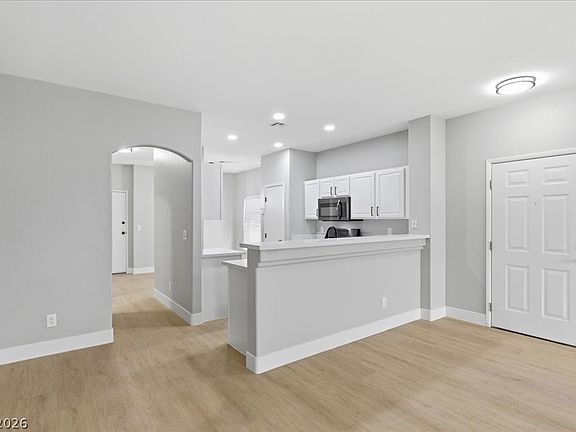 3rd image of 2592 Lazy Saddle Dr