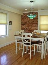 5th image of 1744 Lonsdale Ave
