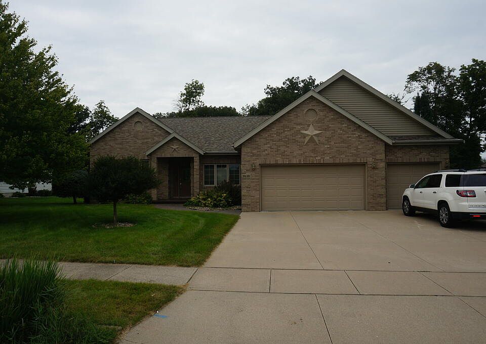 1st image of 2620 29th Ave N