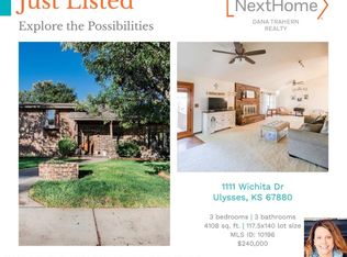 1111 Wichita Dr, Ulysses, KS 67880