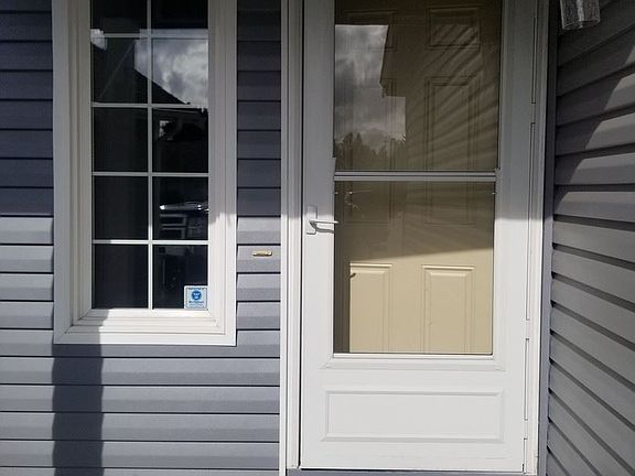 3rd image of 17628 28th Ave NE