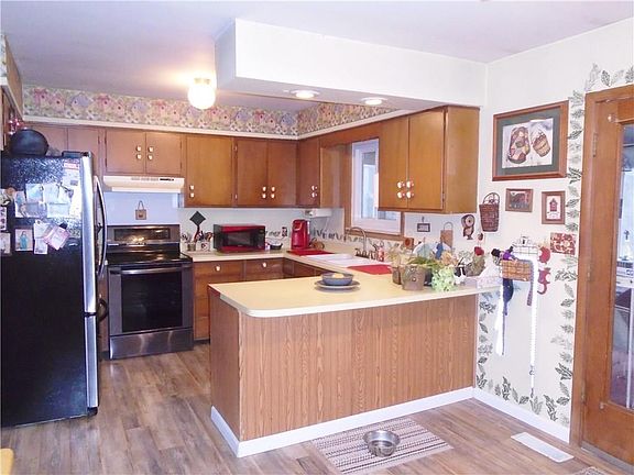 3rd image of 3732 Woodcliff Dr