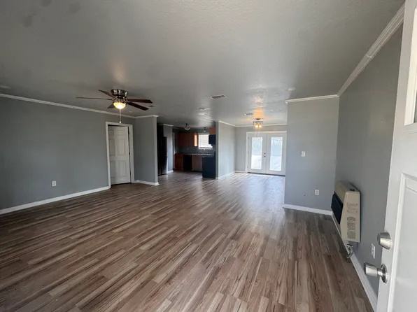 410 S Arkansas St, Caddo, OK 74729