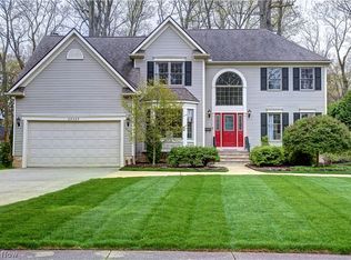 28405 Wolf Rd, Bay Village, OH 44140