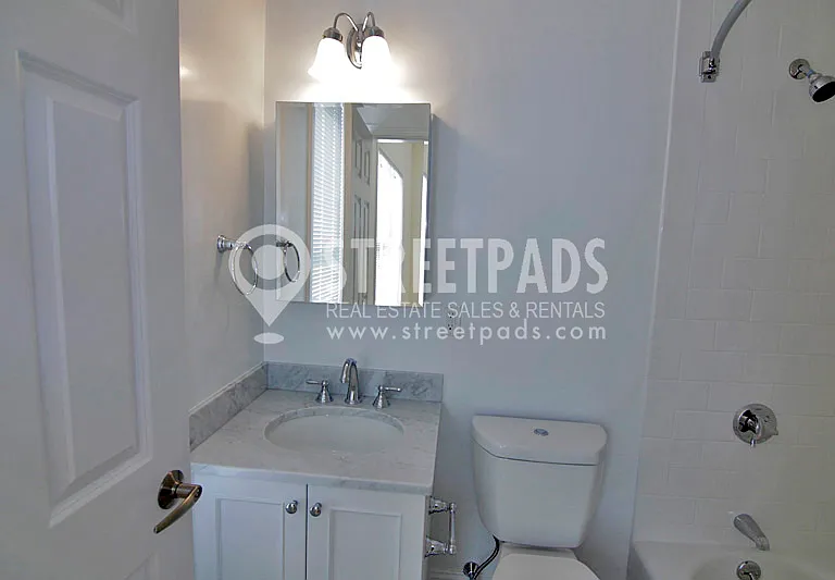 15 Langdon St — Photo 24