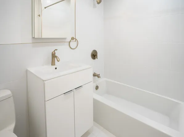 3111 Broadway image 8 of 8