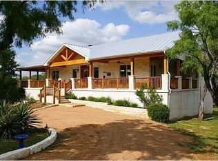 501 Glendale Rd, Spicewood, TX 78669