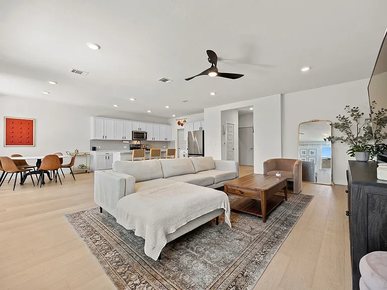 7800 Linda Michelle Ln — Photo 10