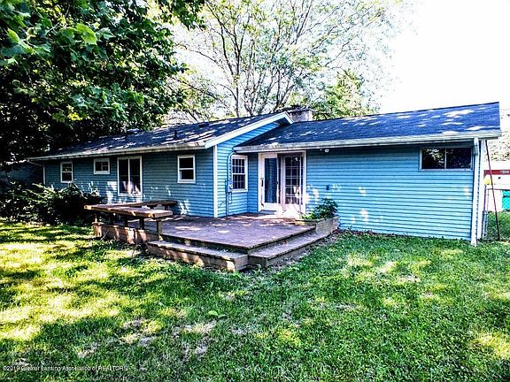 3rd image of 2132 Kuerbitz Dr