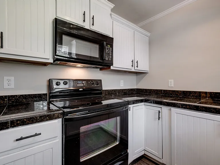 1845 Brockton Pl — Photo 18