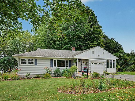 3rd image of 10 Alden St