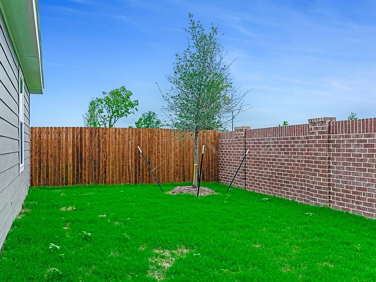 7109 Gray Wolf Ln — Photo 12