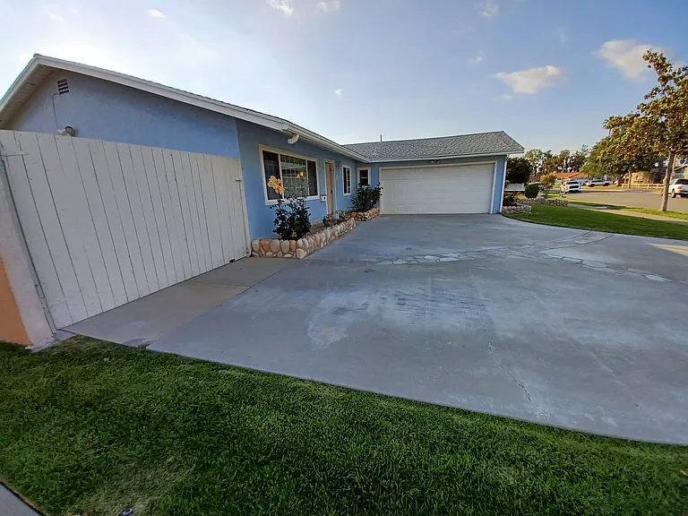 4180 N Santa Cecilia St — Photo 16