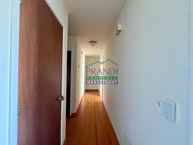 20 Graceland Dr — Photo 16