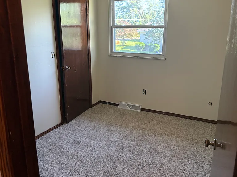 5886 Riverton Rd — Photo 7