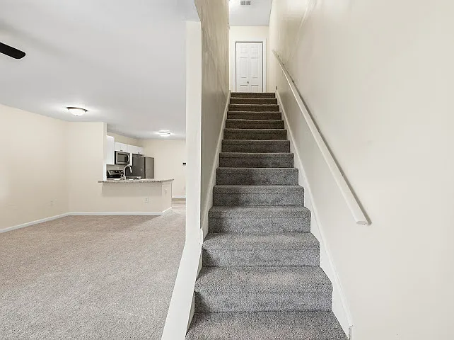 105 Westchester Dr #A8 — Photo 15
