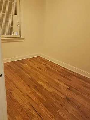 Rented by Allen Harris, LREB | media 23