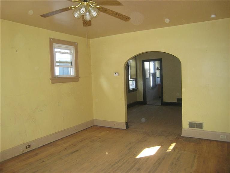 2nd image of 508 Linden St