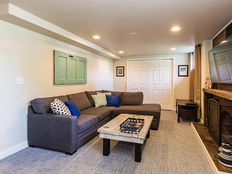 4620 Beaver Crest Dr — Photo 41
