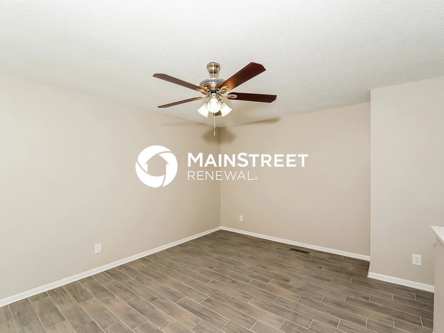 6594 Davison Rd — Photo 3