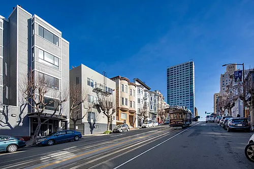 1332 California St #8 Photo 1