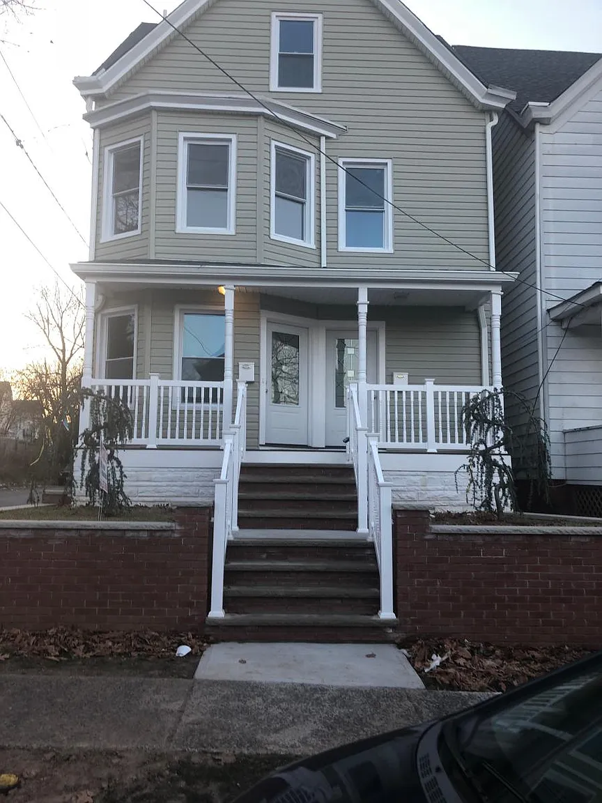 1 Wilson St photo 1