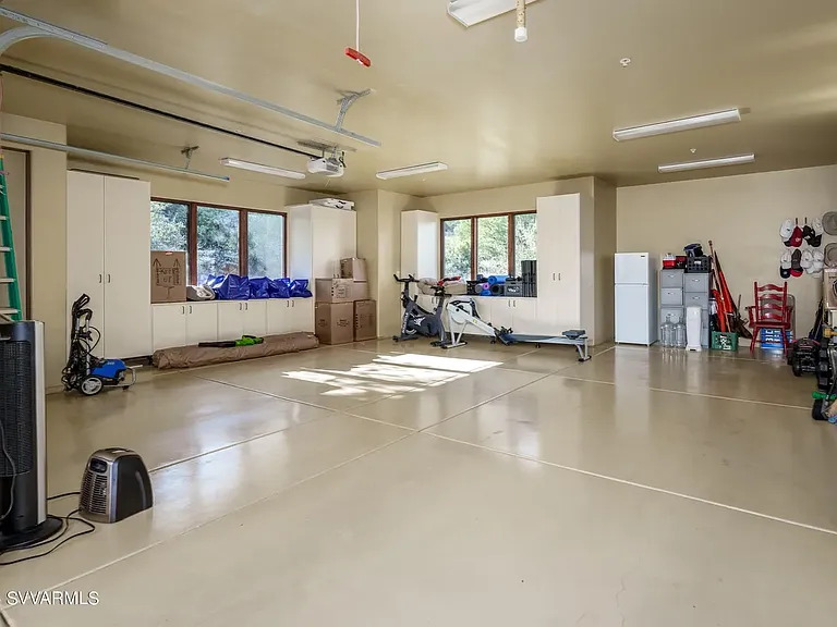 3 Car Garage