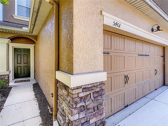 2nd image of 5401 Leighton Ln