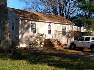 14 Oakland Ave, Taunton, MA 02780