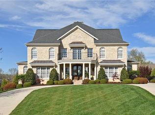 5541 Garden Park Ln, Winston Salem, NC 27106
