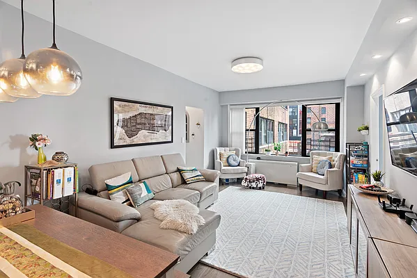 305 East 40th Street #20H in Murray Hill, Manhattan | StreetEasy