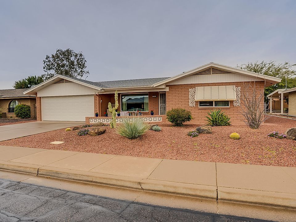 1st image of 4224 E Catalina Ave
