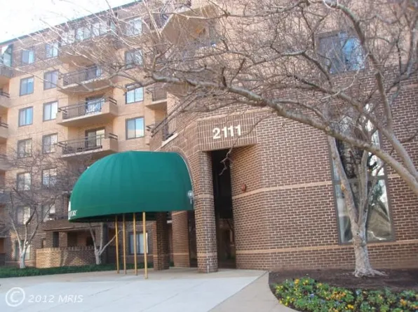 2111 Wisconsin Ave NW APT 118, Washington, DC 20007