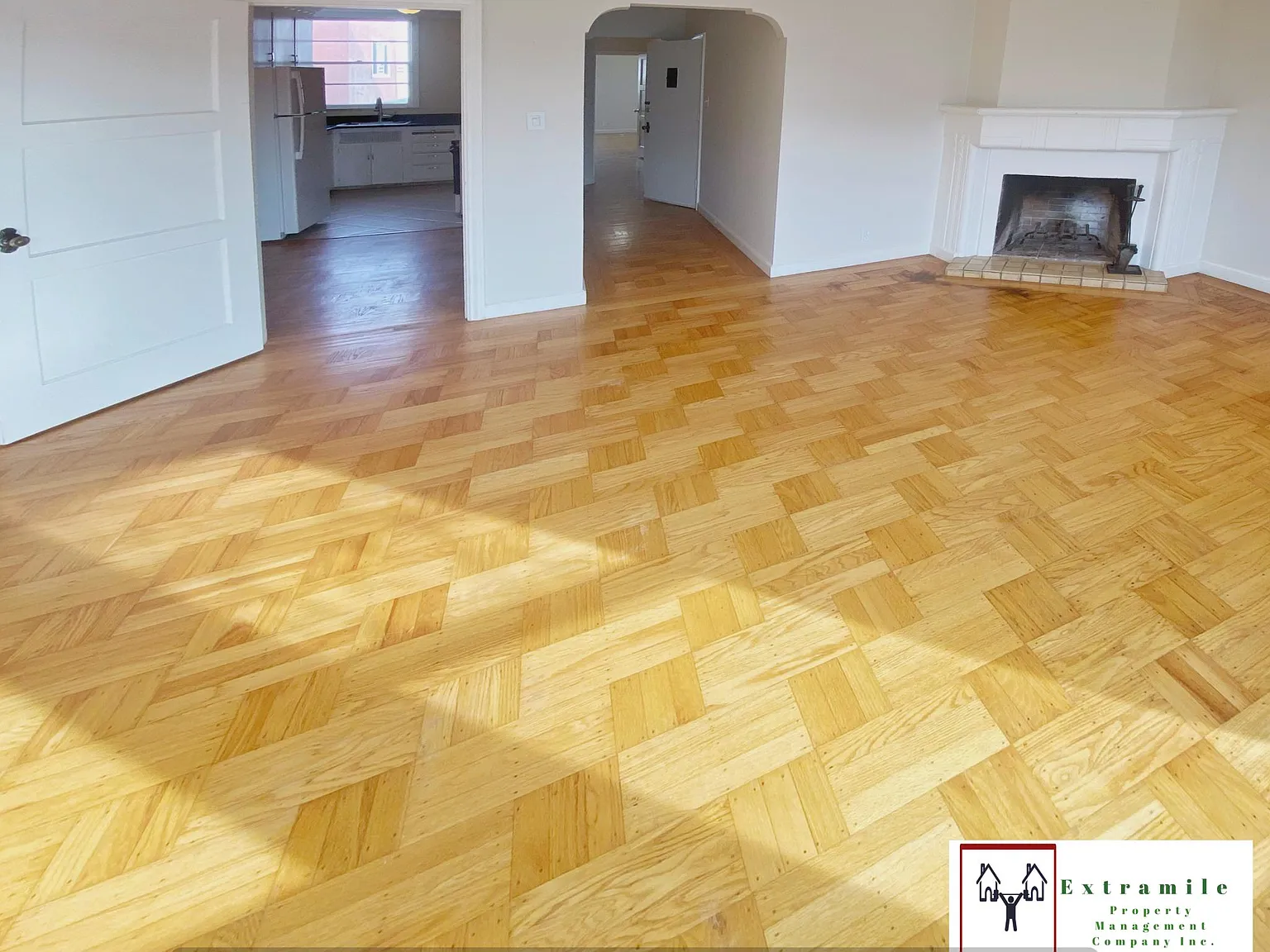 1 bed, 800 sqft, $3,500 — Photo 3