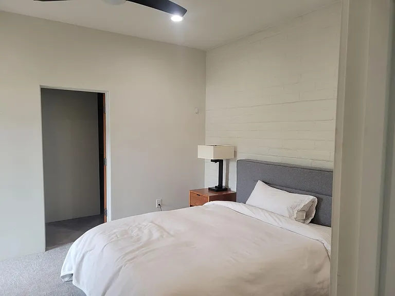 3225 E 3rd St — Photo 16